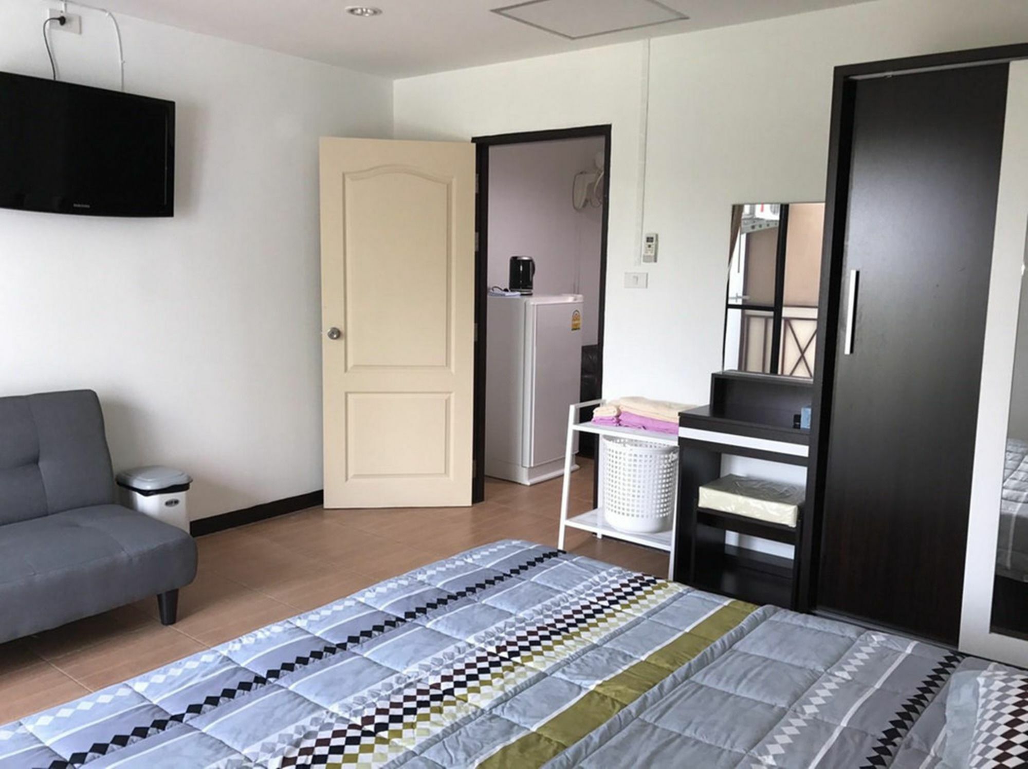 Asia Place Apartment Бангкок Екстер'єр фото